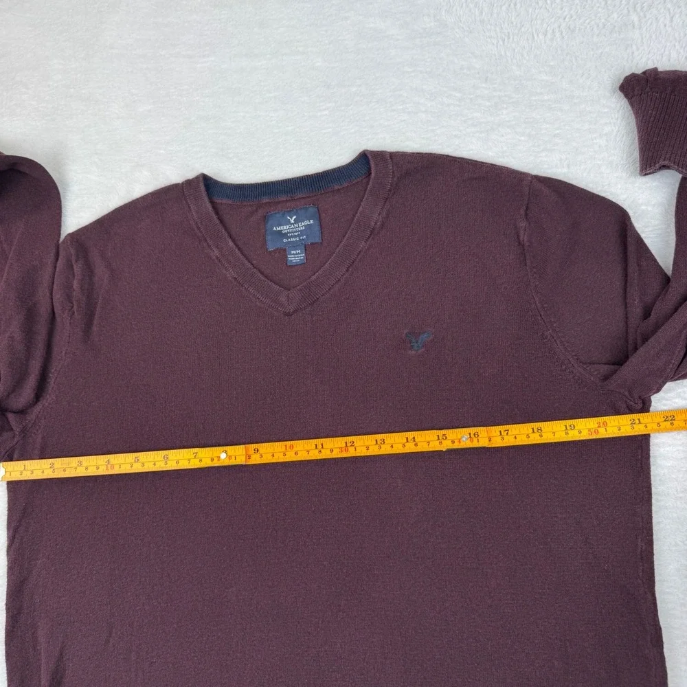 American Eagle V-Neck Sweater Mens Medium Burgundy Classic Fit Cotton Pullover